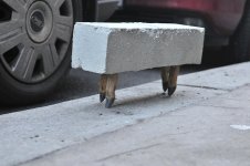 014_Christian_Eisenberger_Dackel_2009_Beton_Rehhufe_diverse_Groessen.jpg