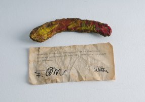 007_West_Wurm_O_T_Papiermache_bemalt_20,3cm.jpg