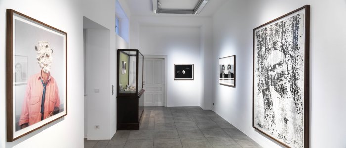 Ausstellungsansicht, Stephan Reusse - Das kleine Miteinander, Füreinander oder eben Garnichts, Konzett Gallery 2018, Photo: Sandro E. E. Zanzinger