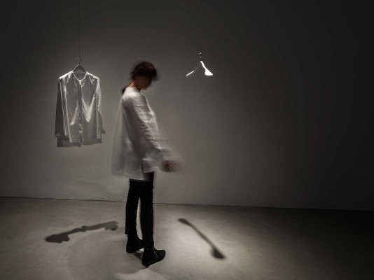 Barbara Doser @ New Arrivals / Neuankömmlinge Ausstellung Bildraum Bodensee, photo by Petra Rainer (c) Bildrecht Wien 2016