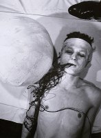 004_Rudolf_Schwarzkogler_3._Aktion_1965_Foto_Ludwig_Hoffenreich_Modell_Heinz_Cibulka_s_w_Fotografie_72dpi.jpg