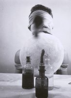 015_Rudolf_Schwarzkogler_2._Aktion_1965_Foto_Ludwig_Hoffenreich_Modell_Heinz_Cibulka_s_w_Fotografie_72dpi.jpg